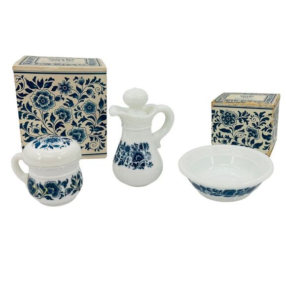 Vintage Avon Delft Blue Floral Pitcher, Bowl & Cup Skin So Soft with Boxes - Picture 1 of 16